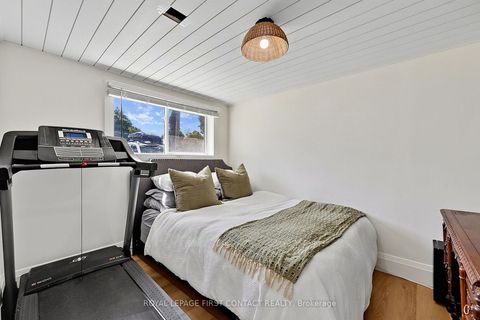 Photo 26 at 11 MacLaren Avenue, Painswick North, Barrie