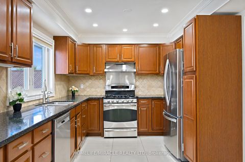 Photo 16 at 8173 Martin Grove Road, West Woodbridge, Vaughan