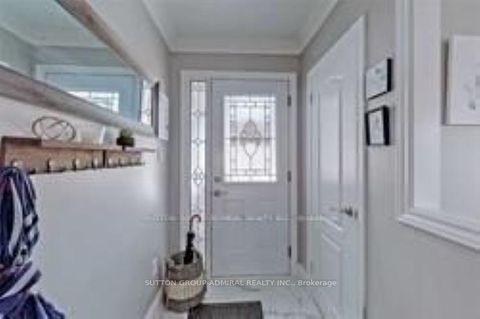 Photo 1 at 114 Cartier Crescent, Crosby, Richmond Hill