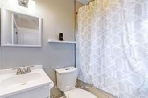 Photo 2 at 114 Cartier Crescent, Crosby, Richmond Hill