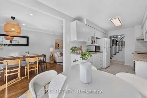 Photo 18 at 109 Winding Lane, Yorkhill, Vaughan