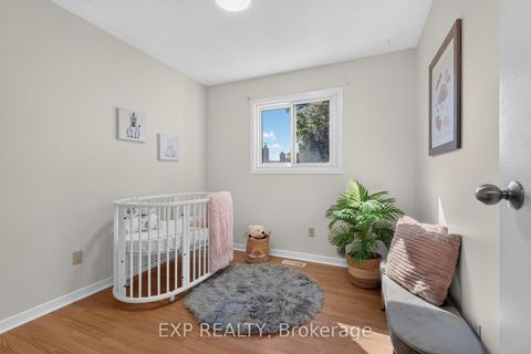 Photo 36 at 109 Winding Lane, Yorkhill, Vaughan