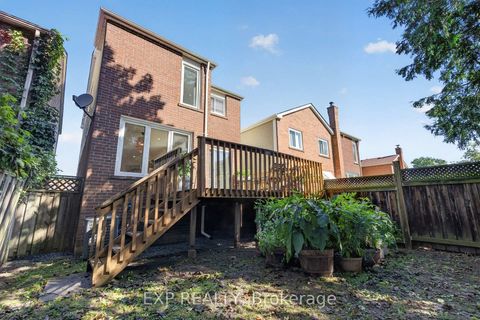 Photo 46 at 109 Winding Lane, Yorkhill, Vaughan