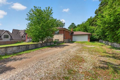 Photo 2 at 108 Garden Avenue, South Richvale, Richmond Hill