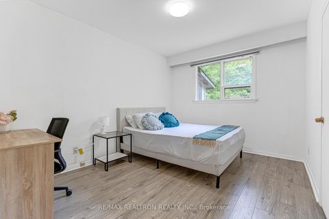 Photo 24 at 108 Garden Avenue, South Richvale, Richmond Hill