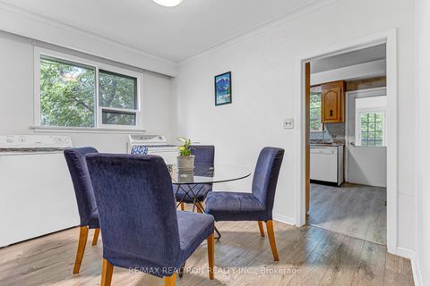 Photo 35 at 108 Garden Avenue, South Richvale, Richmond Hill