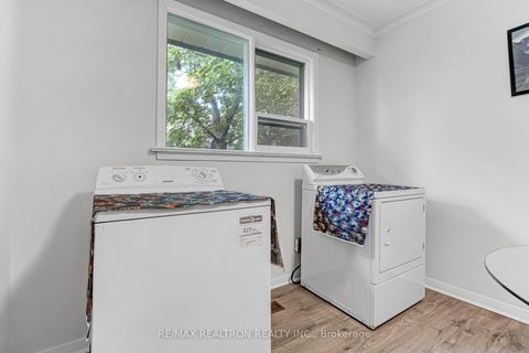 Photo 36 at 108 Garden Avenue, South Richvale, Richmond Hill