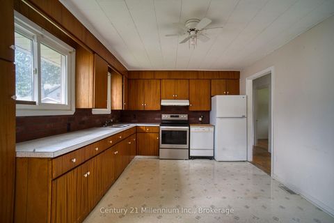 Photo 9 at 209 John Street, Stayner, Clearview