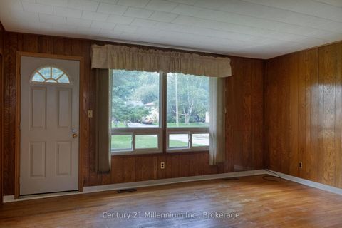 Photo 11 at 209 John Street, Stayner, Clearview