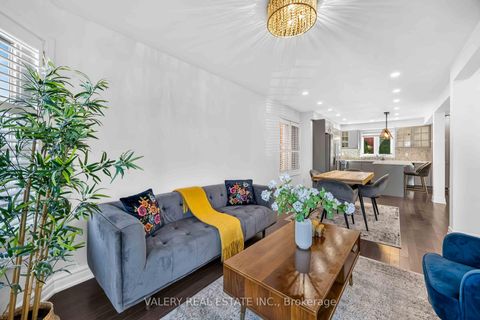 Photo 7 at 27 Lavender Place, East Woodbridge, Vaughan