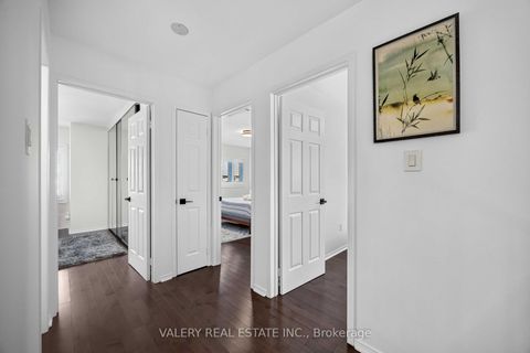 Photo 26 at 27 Lavender Place, East Woodbridge, Vaughan