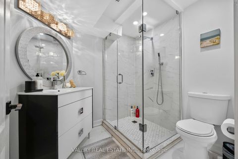 Photo 41 at 27 Lavender Place, East Woodbridge, Vaughan