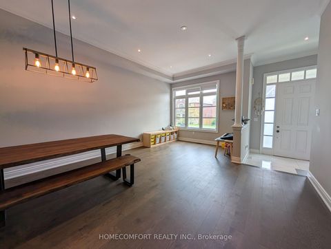 Photo 4 at 230 Paradelle Drive, Oak Ridges Lake Wilcox, Richmond Hill