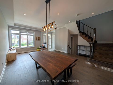 Photo 7 at 230 Paradelle Drive, Oak Ridges Lake Wilcox, Richmond Hill