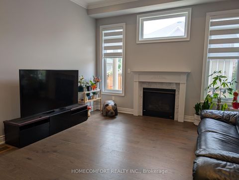 Photo 16 at 230 Paradelle Drive, Oak Ridges Lake Wilcox, Richmond Hill