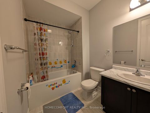 Photo 24 at 230 Paradelle Drive, Oak Ridges Lake Wilcox, Richmond Hill