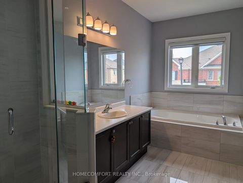 Photo 32 at 230 Paradelle Drive, Oak Ridges Lake Wilcox, Richmond Hill