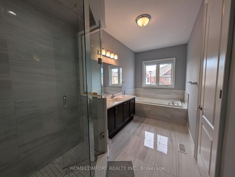 Photo 33 at 230 Paradelle Drive, Oak Ridges Lake Wilcox, Richmond Hill