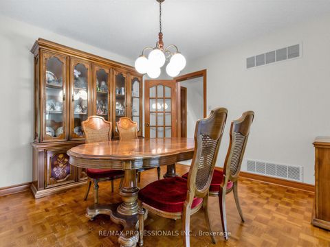 Photo 10 at 157 Coon's Road, Oak Ridges, Richmond Hill
