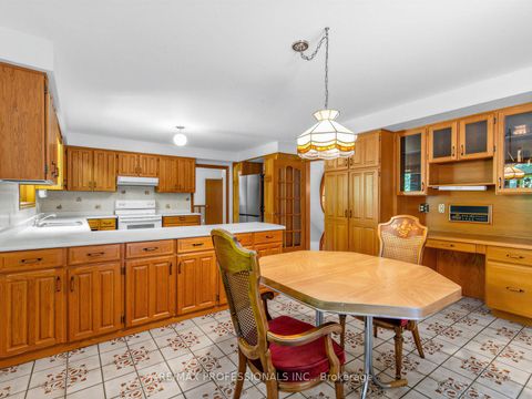 Photo 12 at 157 Coon's Road, Oak Ridges, Richmond Hill