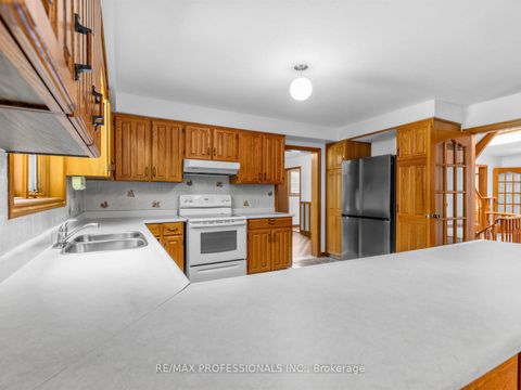 Photo 13 at 157 Coon's Road, Oak Ridges, Richmond Hill