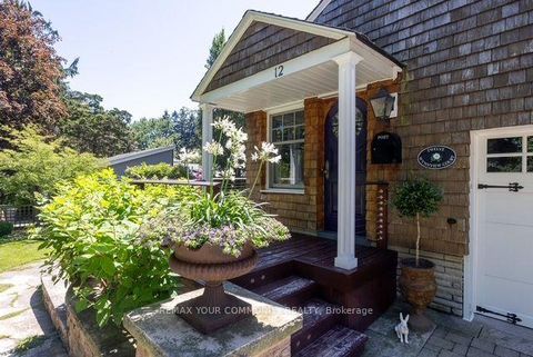Photo 1 at 12 Wynnview Court, Cliffside, Toronto