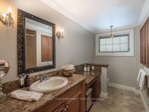 Photo 18 at 12 Wynnview Court, Cliffside, Toronto