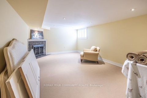 Photo 29 at 12 Wynnview Court, Cliffside, Toronto