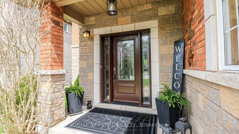 Photo 2 at 26 Stapleton Place, Ardagh, Barrie