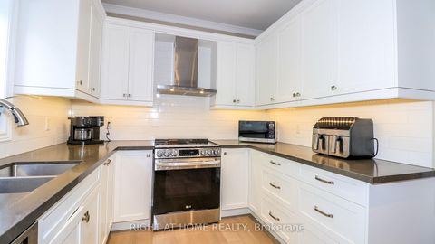 Photo 9 at 26 Stapleton Place, Ardagh, Barrie