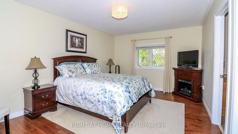 Photo 11 at 26 Stapleton Place, Ardagh, Barrie