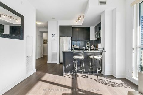 Photo 3 at 1212 - 98 Lillian Street, Mount Pleasant West, Toronto