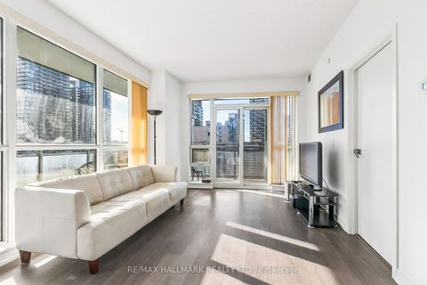 Photo 11 at 1212 - 98 Lillian Street, Mount Pleasant West, Toronto