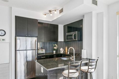 Photo 14 at 1212 - 98 Lillian Street, Mount Pleasant West, Toronto