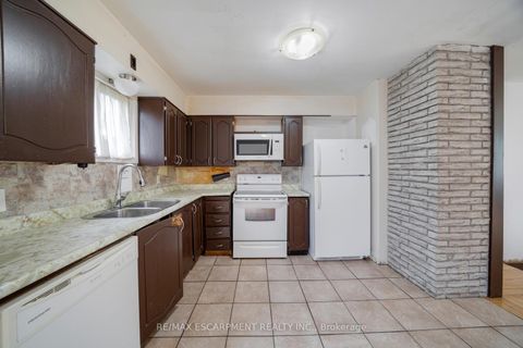 Photo 6 at 5 Elizabeth Street, Cookstown, Innisfil