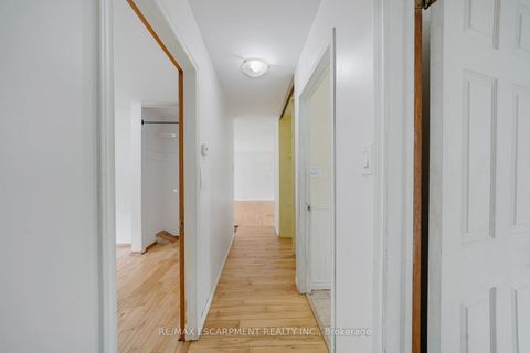Photo 10 at 5 Elizabeth Street, Cookstown, Innisfil
