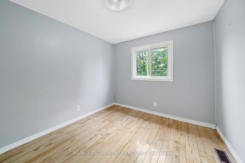 Photo 15 at 5 Elizabeth Street, Cookstown, Innisfil