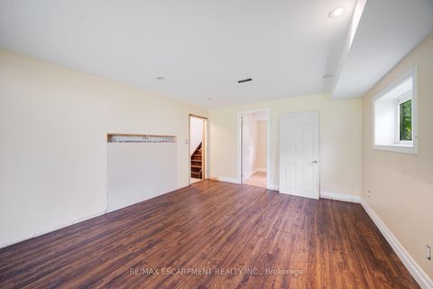 Photo 25 at 5 Elizabeth Street, Cookstown, Innisfil