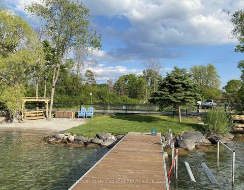 Photo 9 at 415 Lake Drive E, Historic Lakeshore Communities, Georgina