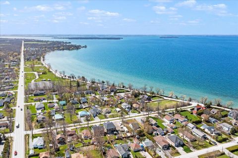 Photo 10 at 415 Lake Drive E, Historic Lakeshore Communities, Georgina