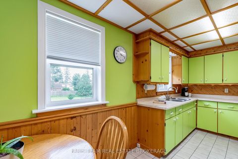 Photo 5 at 207 Warnica Road, Painswick North, Barrie