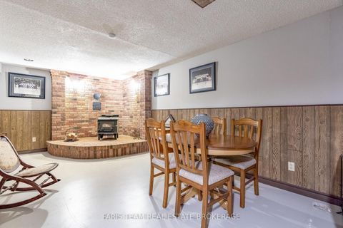 Photo 18 at 207 Warnica Road, Painswick North, Barrie