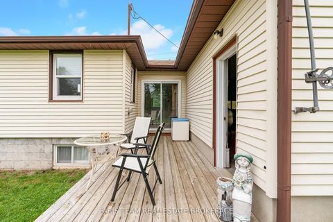 Photo 24 at 207 Warnica Road, Painswick North, Barrie