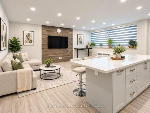 Photo 3 at 101 - 219 Wilson Avenue, Nortown, Toronto