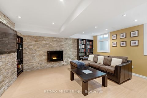 Photo 40 at 63 Summeridge Drive, Patterson, Vaughan