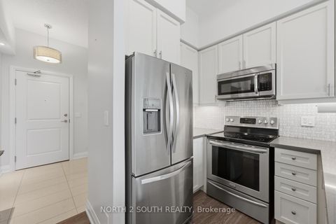 Photo 10 at 1015 - 12 Woodstream Boulevard, Vaughan Grove, Vaughan