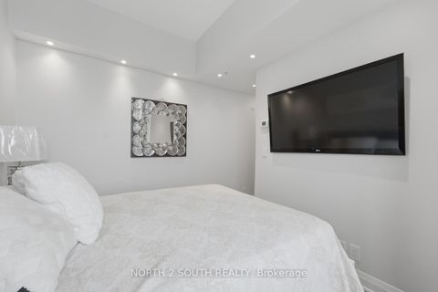 Photo 24 at 1015 - 12 Woodstream Boulevard, Vaughan Grove, Vaughan