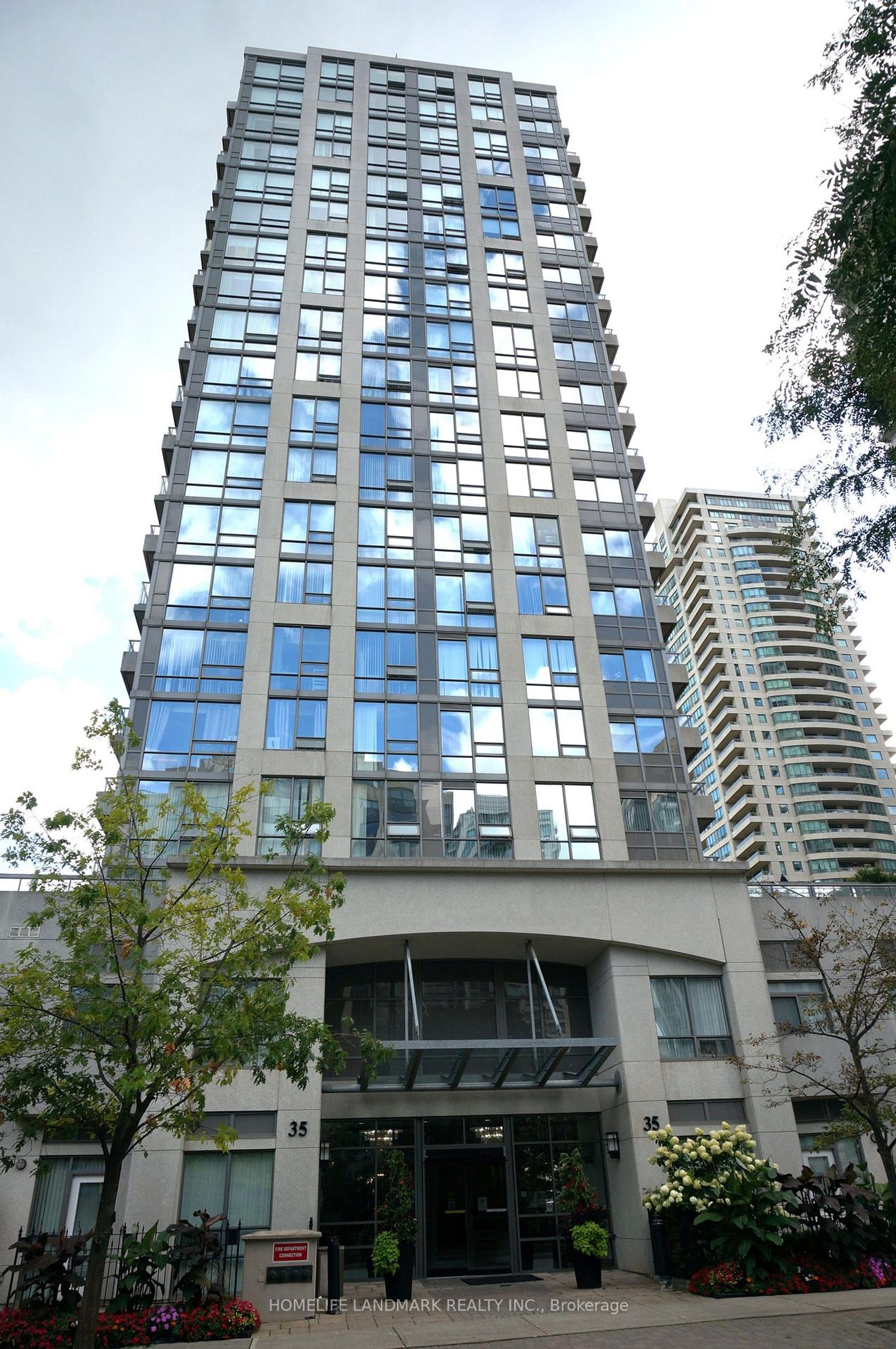 1606 - 35 Hollywood Avenue, Willowdale East, Toronto photo number 2