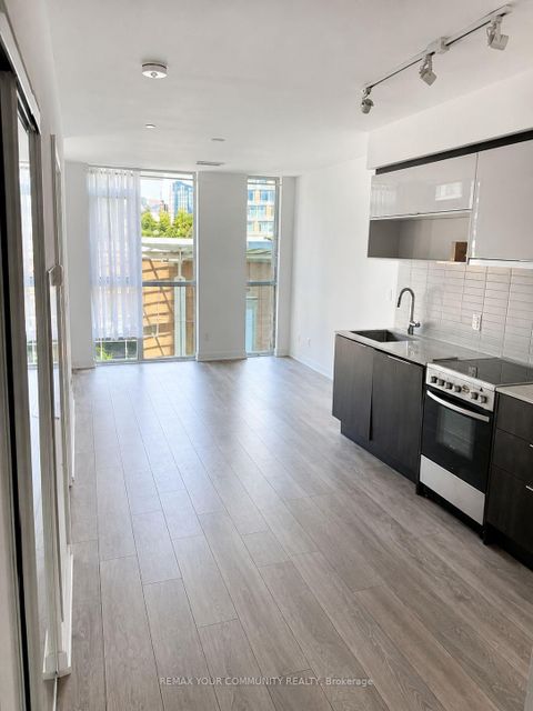 Photo 2 at 404 - 159 Wellesley Street E, South St. James Town, Toronto