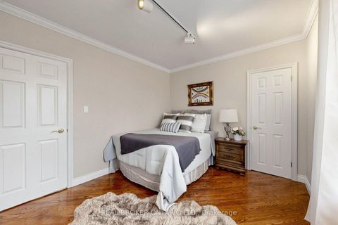 Photo 23 at 2 Dorking Crescent, CFB, Toronto